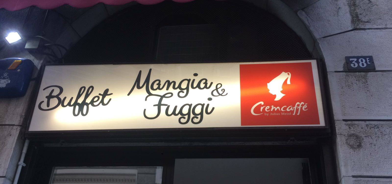 mangia e fuggi